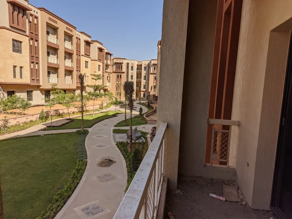 Apartment in Green 6