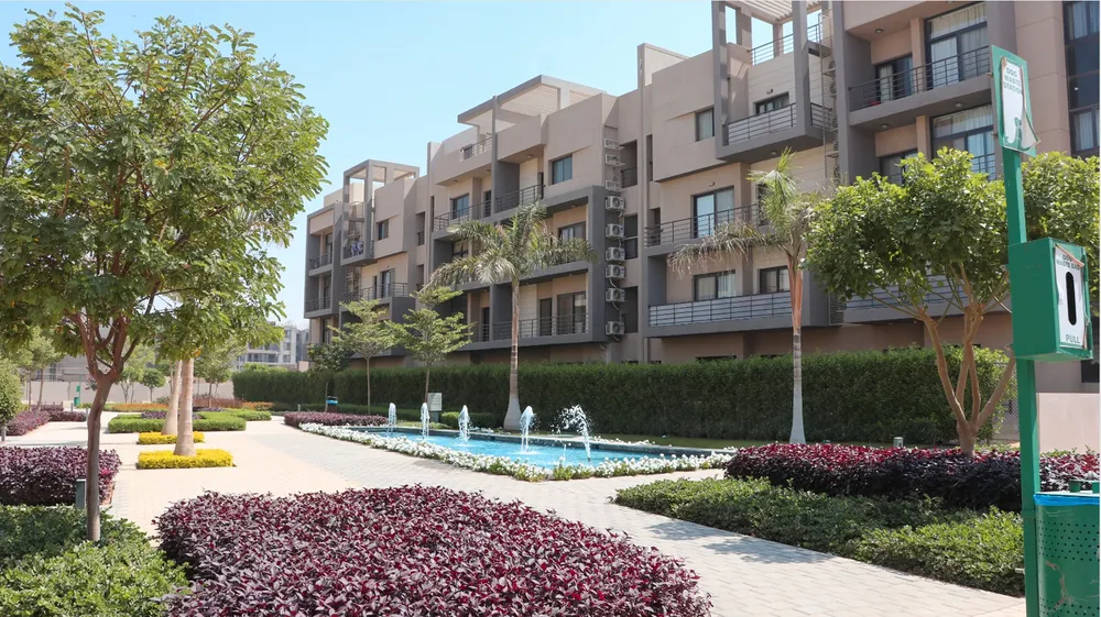 Duplex in Moon Residences