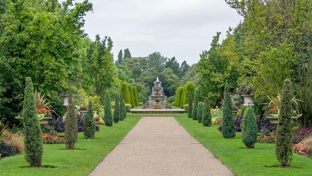 Apartment in Regents Park